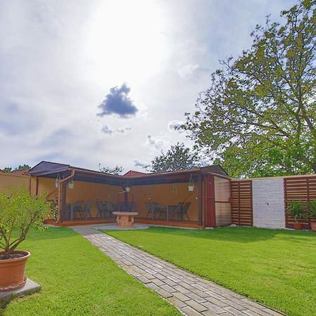 Kalvin Utcai Apartmanok Hajdúszoboszló Dış mekan fotoğraf
