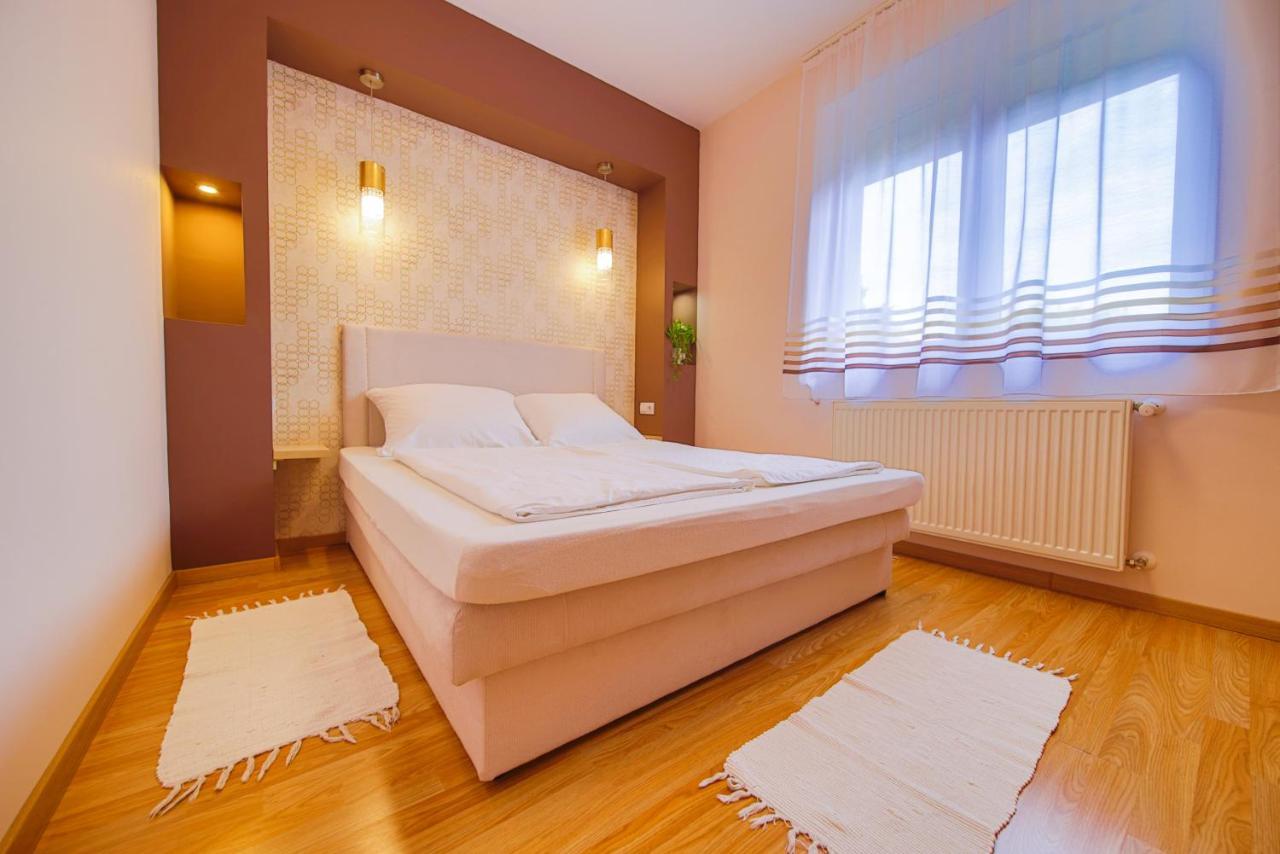Kalvin Utcai Apartmanok Hajdúszoboszló Dış mekan fotoğraf